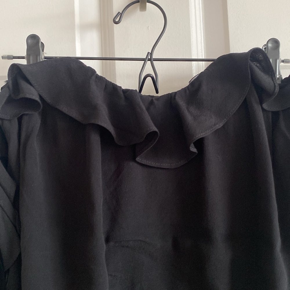 Black Ruffled Off-Shoulder Blouse - Picture 7 of 8